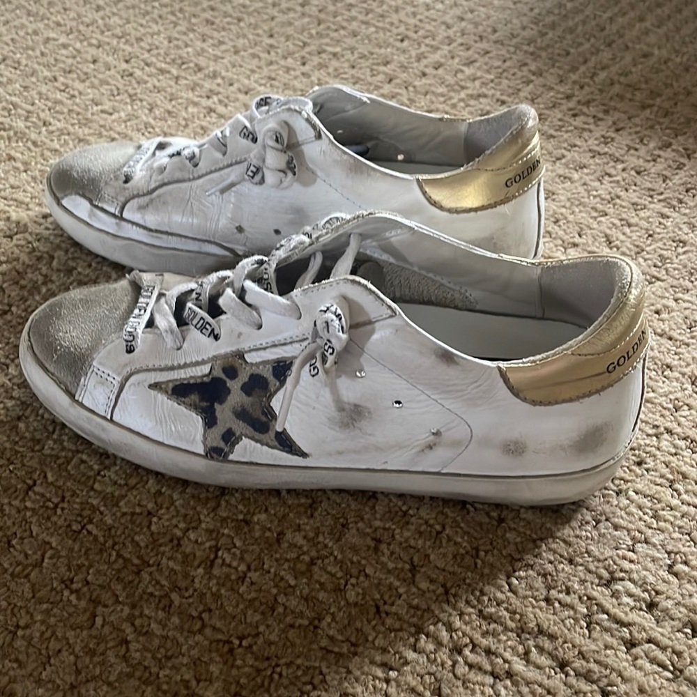 Golden Goose Superstars size 35